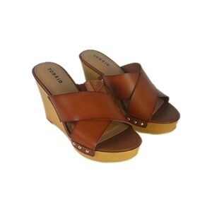 Torrid Faux Wood Platform Wedge. Plus size 10WW